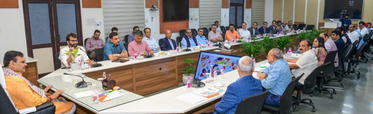 Rising Rajasthan News: मुख्यमंत्री ने राइजिंग राजस्थान के लिये प्रबुद्धजनों से मांगा सहयोग