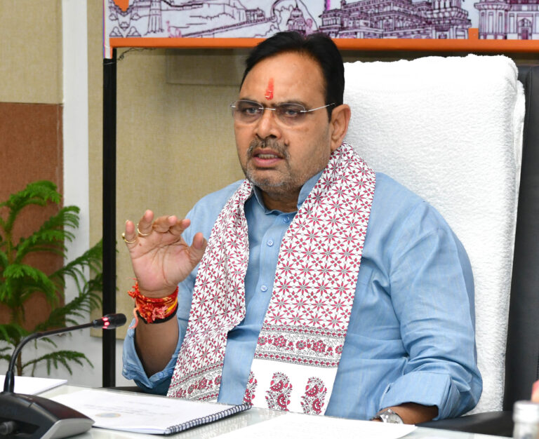 C M NEWS: डिस्कॉम्स ग्रामीण क्षेत्रों में विद्युत तंत्र को सुदृ़ढ़ करें —मुख्यमंत्री