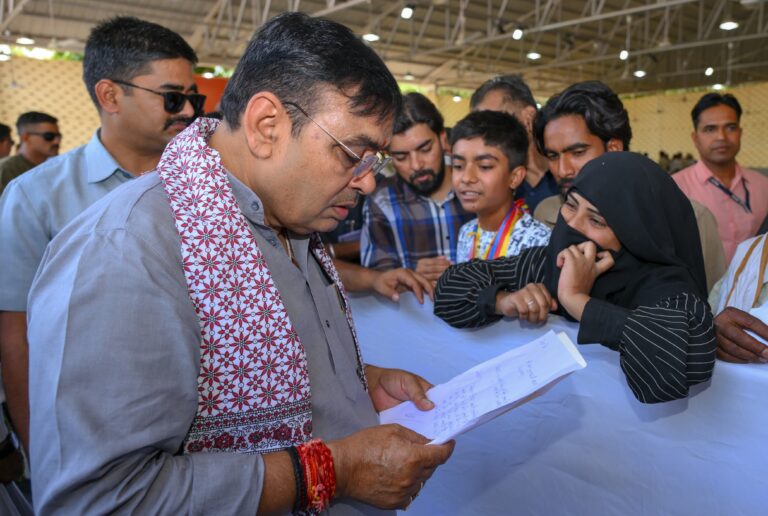 C M NEWS: मुख्यमंत्री की जनसुनवाई में आमजन की समस्याओं का हुआ समधान