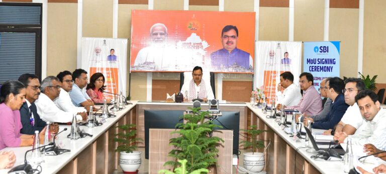 C M NEWS: प्रदेशवासियों को सुशासन देने में राज्य कर्मचारी एक महत्वपूर्ण कड़ी —मुख्यमंत्री