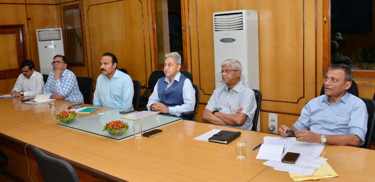 C S NEWS: प्रदेश में हर हाल में कायम रहे कानून व्यवस्था —मुख्य सचिव