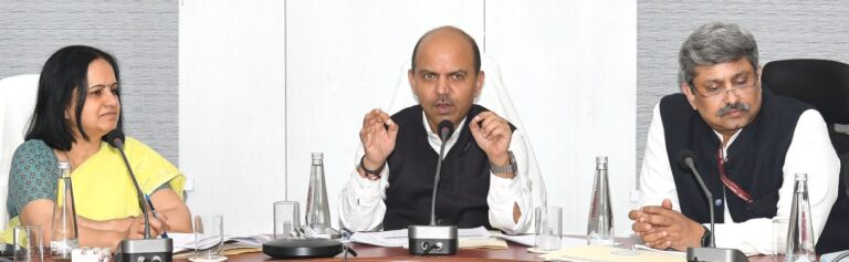 Rajasthan News: प्रदेश में सहकारिता विभाग फेल, भारत सरकार के सचिव डॉ.भूटानी ने की विभाग की समीक्षा