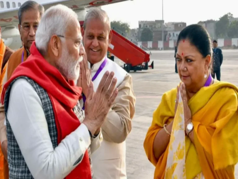 Politics News: वसुंधरा की प्रधानमंत्री मोदी से मुलाकात, क्या प्रदेश की राजनीति में कोई खिचड़ी पक रही है?