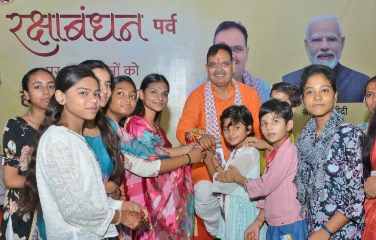 C M NEWS: रक्षाबंधन पर छोटी और बड़ी बहनों का स्नेह व आशीर्वाद मुझे मिला है —मुख्यमंत्री