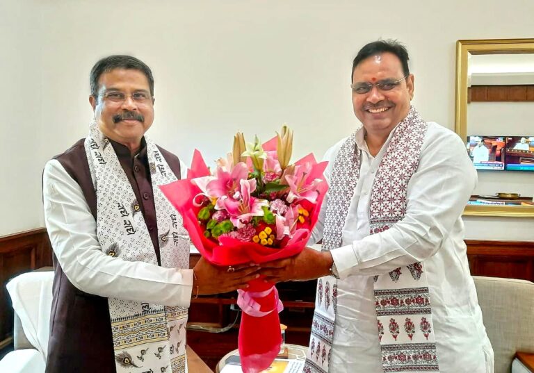 C M NEWS: प्रदेश में आईसीटी, स्मार्ट क्लासेज और सांइस लैब की होगी स्थापना