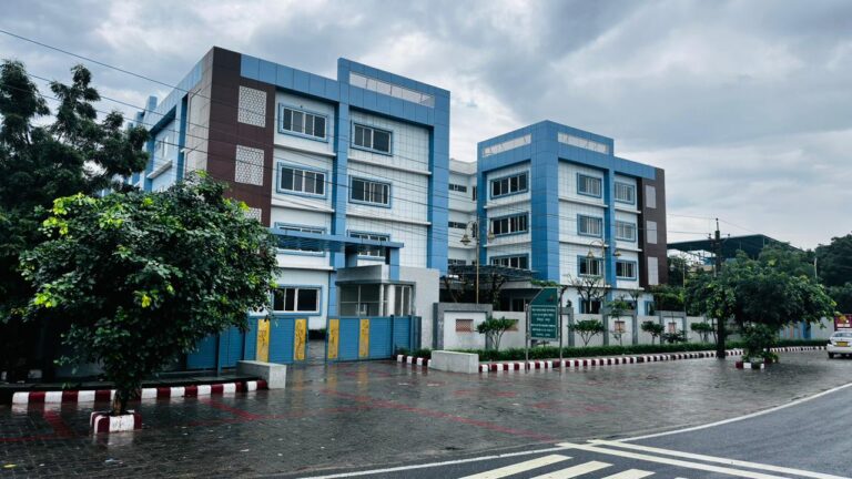 Rajasthan News: सीतापुरा औद्योगिक क्षेत्र में फ्लैटेड फैक्ट्री कॉम्पलेक्स तैयार, आवंटन के लिये 24 अक्टूबर से होगें ऑनलाइन आवेदन शुरू