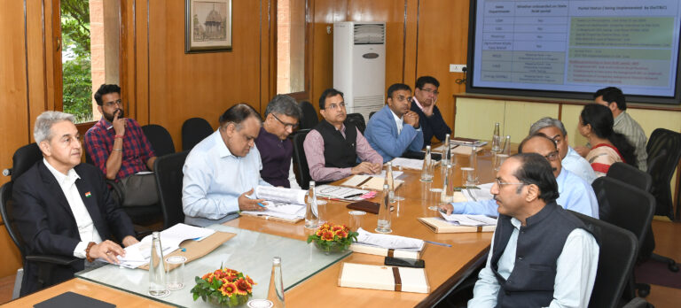 C S NEWS: ग्रामीण इलाकों में भी तेज और विश्वसनीय इंटरनेट सेवा उपलब्ध हो —मुख्य सचिव