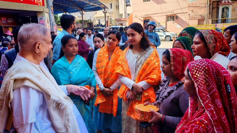 Rajasthan News: राजीविका ने महिलाओं को दी ऑर्गैनिक वर्मी–कम्पोस्ट मशीन की सौगा