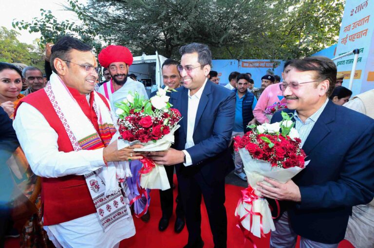 C M NEWS: राज्य सरकार की दूसरी वर्षगांठ पर मुख्यमंत्री ने राज्य स्तरीय प्रदर्शनी का किया उद्घाटन