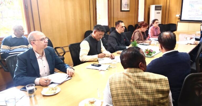 C S NEWS: देश की जरुरत के 30 प्रतिशत रॉकफॉस्फेट के भण्डार राजस्थान में —मुख्य सचिव