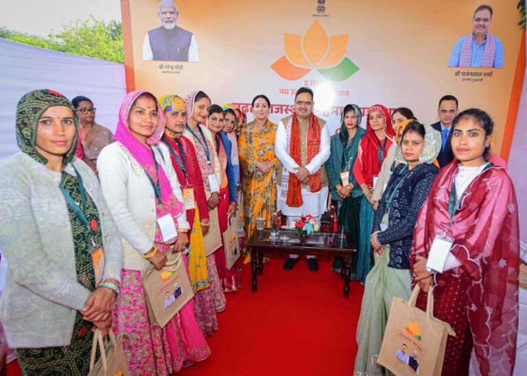 C M NEWS: जिलों की लखपति दीदियों से मुख्यमंत्री का संवाद