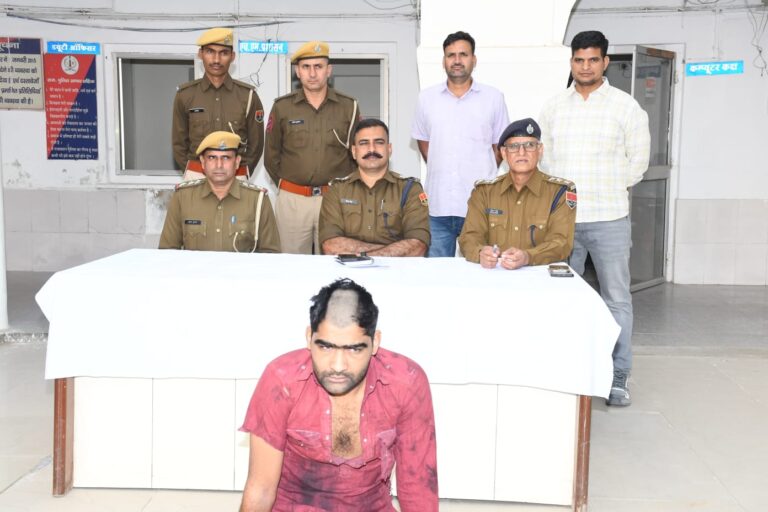 Crime News: पुलिस ने 50 हजार का इनामी गैंगस्टर को भिखारी के भेष में दबोचा