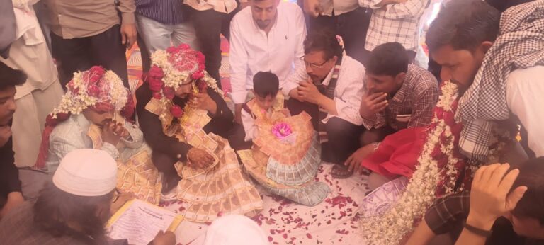 मुस्लिम तेली घाणी महापंचायत के सामूहिक विवाह सम्मेलन में 17 जोड़े बने हमसफर