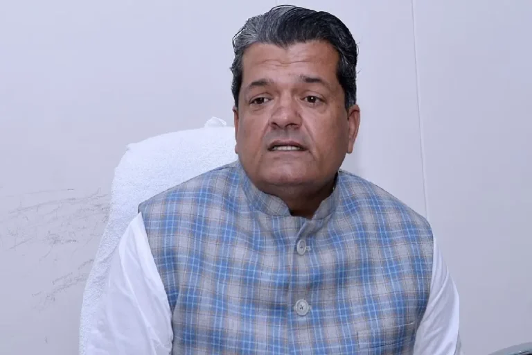 Rajasthan News: खोखले दावों के बीच ‘दीये तले अंधेरा’ साबित हो रहा रसद विभाग